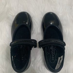 Revolution size 13 tap shoes. Gently used